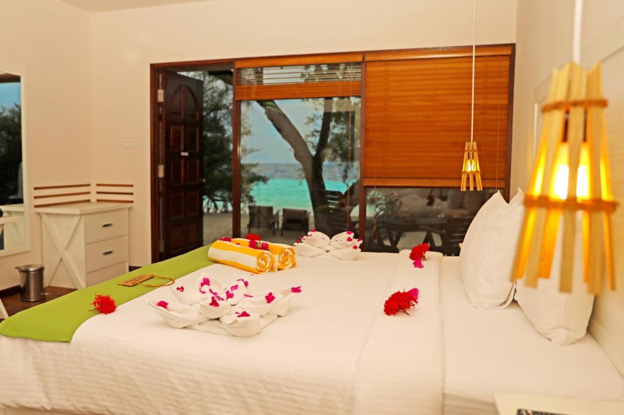 Island Resort 4*